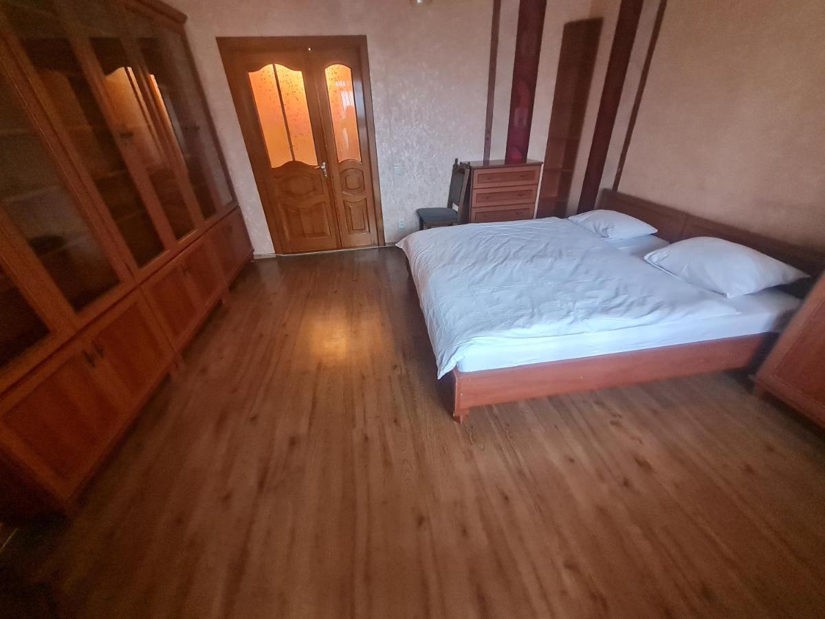 Апартаменти Кравчука, 34А, Порт Сіті Lutsk Ngoại thất bức ảnh